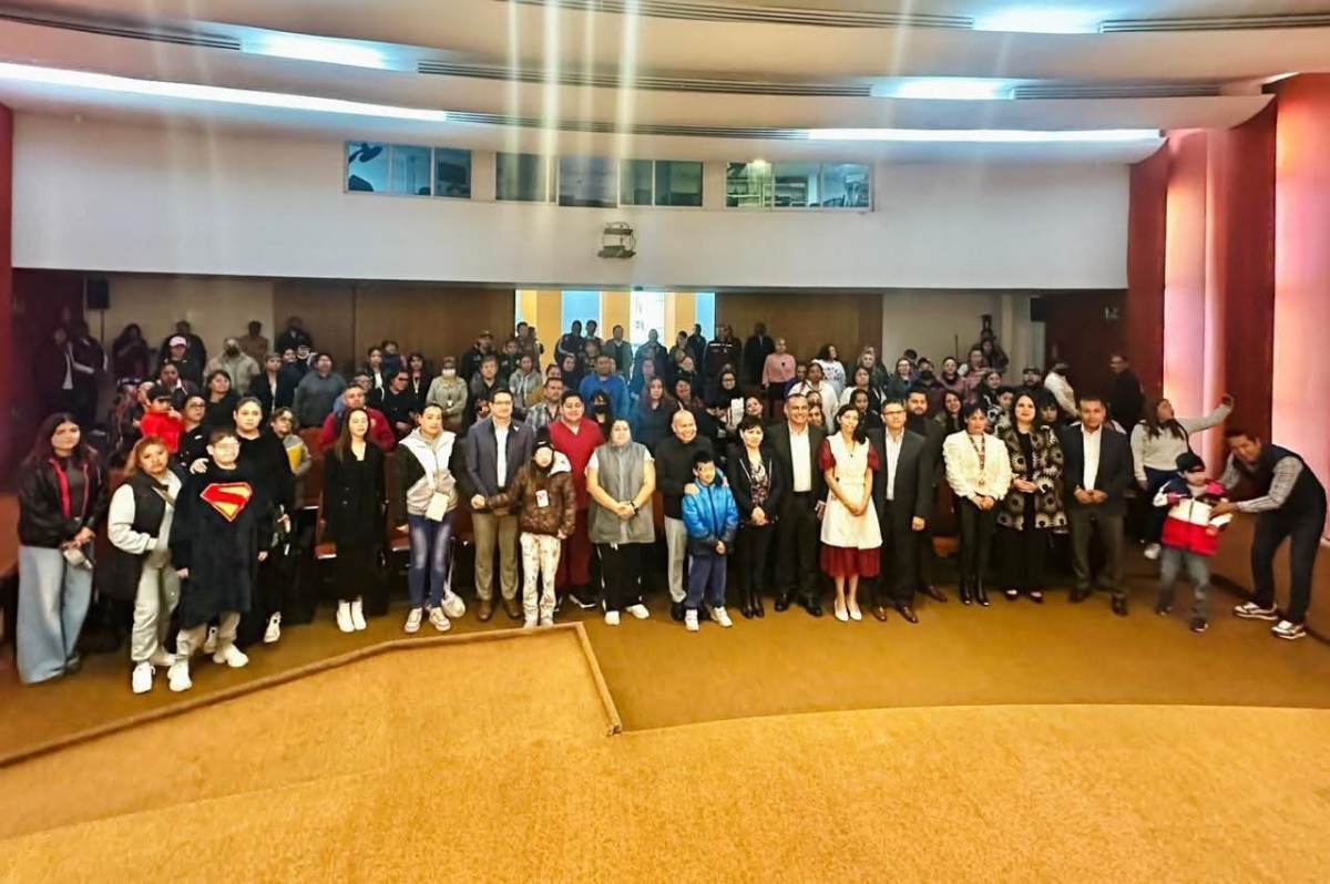 FIRMA TLALNEPANTLA CONVENIO CON CRIT ESTADO DE MÉXICO PARA LA ATENCIÓN DE PACIENTES CON TRASTORNO DE ESPECTRO AUTISTA