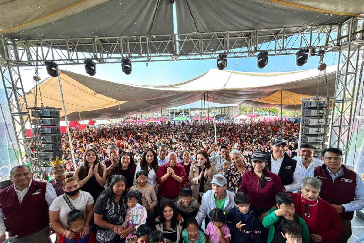 LLEVA RACIEL PÉREZ CRUZ ALEGRÍA Y JUGUETES A MILES DE NIÑOS EN TLALNEPANTLA ORIENTE