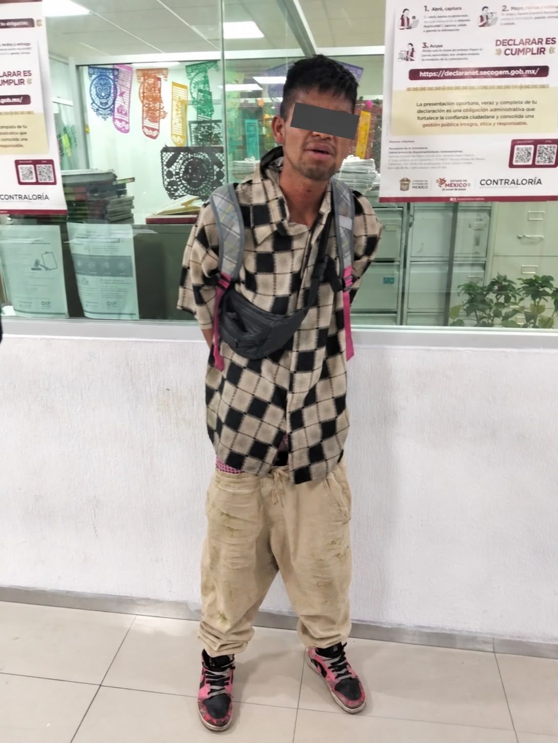 EN SAN JUAN IXHUATEPEC APREHENDE LA POLICÍA MUNICIPAL DE TLALNEPANTLA A PRESUNTO AGRESOR SEXUAL