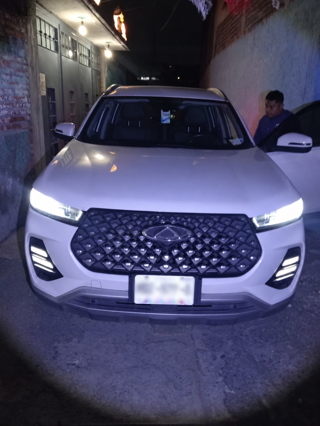 RECUPERA POLICÍA DE TLALNEPANTLA VEHÍCULO ROBADO TRAS RÁPIDO DESPLIEGUE OPERATIVO EN SAN JUAN IXTACALA