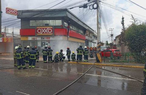 GOBIERNO DE TLALNEPANTLA CONTROLA CON ÉXITO DOS FUGAS DE GAS NATURAL EN EL MUNICIPIO