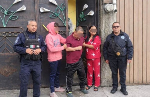 POLICÍA DE TLALNEPANTLA REINTEGRA A SU NÚCLEO FAMILIAR A HOMBRE REPORTADO COMO DESAPARECIDO