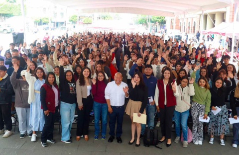 RACIEL PÉREZ CRUZ DA CONTINUIDAD A LA ENTREGA DE APOYOS ECONÓMICOS DEL PROGRAMA 